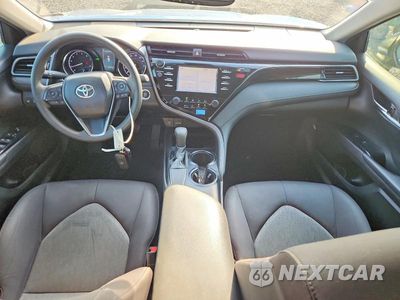 Zdjęcie 8 z 12 samochodu: 2019 TOYOTA CAMRY LE VIN:4T1B11HK3KU160964 - miniatura