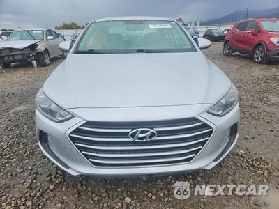 Piąte zdjęcie samochodu w środku: 2017 HYUNDAI ELANTRA SE VIN:KMHD74LF3HU372114 - miniatura