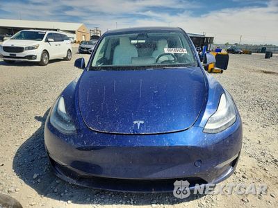 Piąte zdjęcie samochodu w środku: 2023 TESLA MODEL Y VIN:7SAYGDEE3PF639255 - miniatura