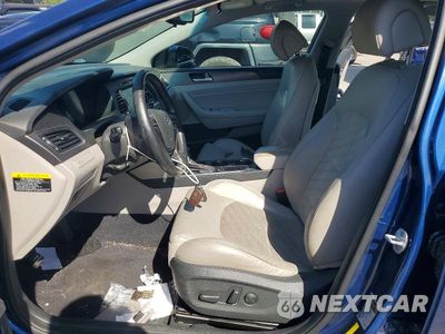 Zdjęcie 7 z 12 samochodu: 2017 HYUNDAI SONATA SPORT VIN:5NPE34AF7HH563178 - miniatura
