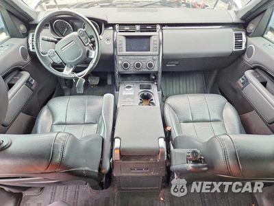 Zdjęcie 8 z 13 samochodu: 2017 LAND ROVER DISCOVERY SE VIN:SALRGBBV1HA040531 - miniatura
