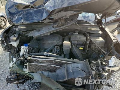 Zdjęcie 12 z 13 samochodu: 2019 HYUNDAI SANTA FE SE VIN:5NMS23AD3KH044518 - miniatura