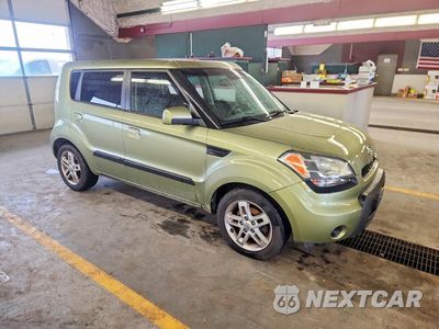 Czwarte zdjęcie samochodu z boku: 2010 KIA SOUL + VIN:KNDJT2A25A7172010 - miniatura