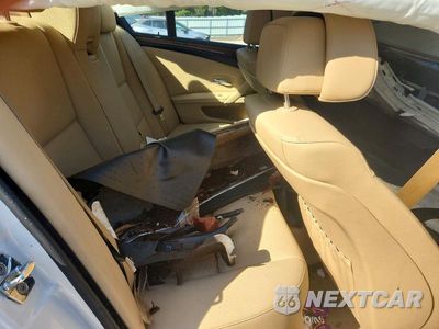 Zdjęcie 10 z 12 samochodu: 2008 BMW 528 I VIN:WBANU53518CT19137 - miniatura