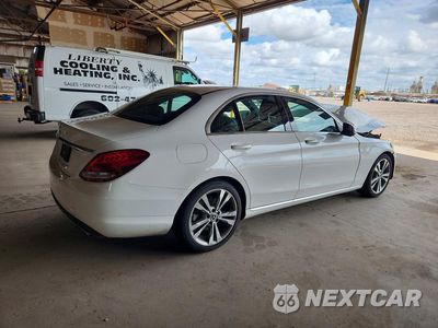 Trzecie zdjęcie samochodu z tyłu: 2018 MERCEDES-BENZ C 300 VIN:55SWF4JB7JU273292 - miniatura