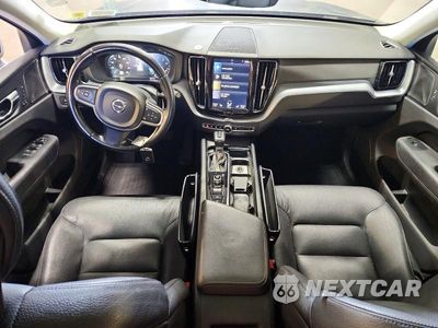 Zdjęcie 8 z 13 samochodu: 2019 VOLVO XC60 T6 VIN:YV4A22RK9K1366516 - miniatura