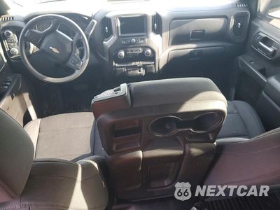 Zdjęcie 8 z 12 samochodu: 2019 CHEVROLET SILVERADO K1500 VIN:3GCPYAEH3KG211106 - miniatura