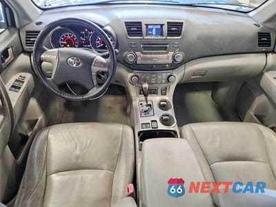 Zdjęcie 8 z 13 samochodu: 2010 TOYOTA HIGHLANDER SE VIN:5TDJK3EH2AS035748 - miniatura