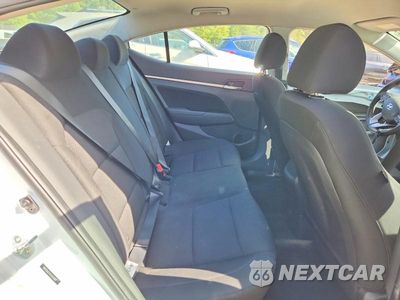 Zdjęcie 10 z 12 samochodu: 2020 HYUNDAI ELANTRA SEL VIN:5NPD84LF4LH574609 - miniatura