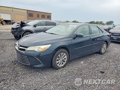 2016 TOYOTA CAMRY LE 4T4BF1FK7GR550239 - główne zdjęcie licytacji z USA - miniatura