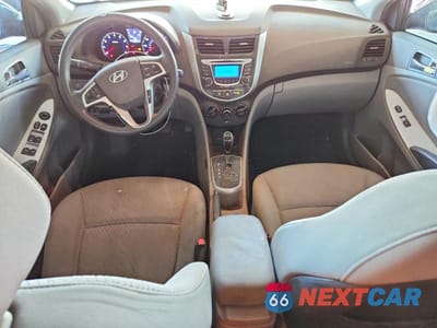 Zdjęcie 8 z 12 samochodu: 2013 HYUNDAI ACCENT GLS VIN:KMHCU4AE7DU377549 - miniatura