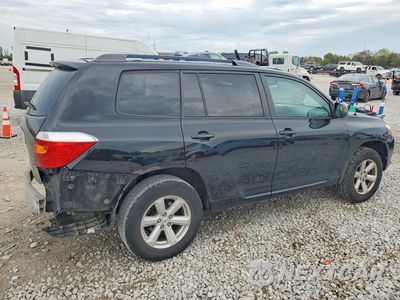 Trzecie zdjęcie samochodu z tyłu: 2010 TOYOTA HIGHLANDER BASE VIN:5TDBK3EH5AS016745 - miniatura