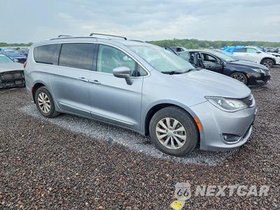 Czwarte zdjęcie samochodu z boku: 2020 CHRYSLER PACIFICA TOURING L VIN:2C4RC1BGXLR117884 - miniatura