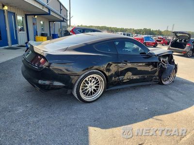Trzecie zdjęcie samochodu z tyłu: 2016 FORD MUSTANG VIN:1FA6P8AM3G5296088 - miniatura