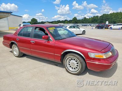 Czwarte zdjęcie samochodu z boku: 1995 MERC GRAND MARQUIS VIN:2MELM75W6SX666497 - miniatura