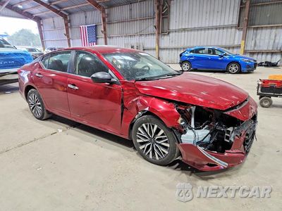 Czwarte zdjęcie samochodu z boku: 2025 NISSAN ALTIMA SV VIN:1N4BL4DVXSN306874 - miniatura