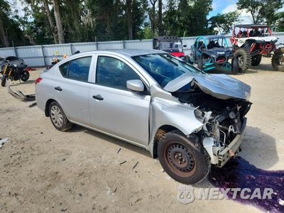 Czwarte zdjęcie samochodu z boku: 2017 NISSAN VERSA 1.6 S PLUS VIN:3N1CN7AP5HL863316 - miniatura