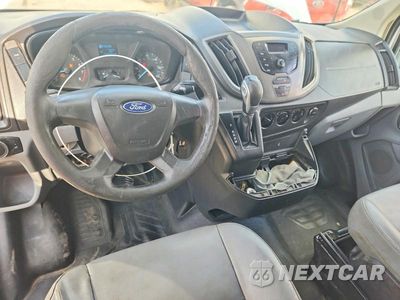 Zdjęcie 8 z 14 samochodu: 2016 FORD TRANSIT T-150 DELIVERY VAN VIN:1FTYE2CM6GKA15714 - miniatura