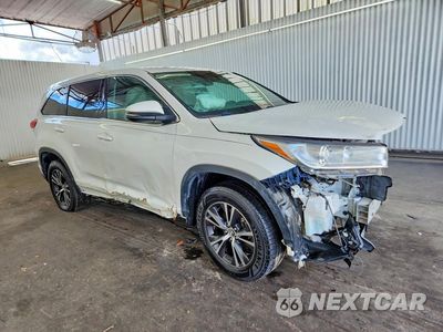 Czwarte zdjęcie samochodu z boku: 2019 TOYOTA HIGHLANDER LE PLUS VIN:5TDZZRFH9KS300764 - miniatura