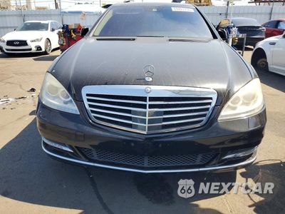 Piąte zdjęcie samochodu w środku: 2012 MERCEDES-BENZ S 550 4MATIC VIN:WDDNG9EBXCA457676 - miniatura
