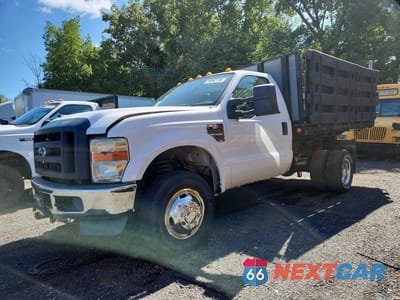 2010 FORD F350 SUPER - DELIVERY TRUCK 1FDWF3HR0AEB26663 - główne zdjęcie licytacji z USA - miniatura