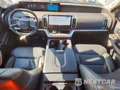 Zdjęcie 8 z 14 samochodu: 2025 FORD EXPEDITION PLATINUM VIN:1FMJU1M87SEA07916 - miniatura
