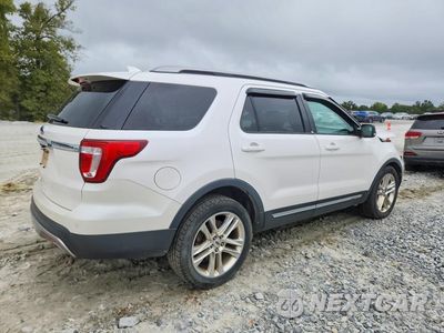 Trzecie zdjęcie samochodu z tyłu: 2017 FORD EXPLORER XLT VIN:1FM5K7D86HGB19131 - miniatura