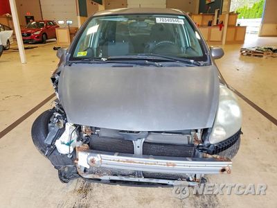 Piąte zdjęcie samochodu w środku: 2008 HONDA FIT VIN:JHMGD37448S025091 - miniatura