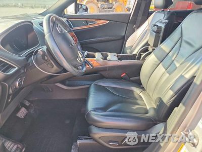 Zdjęcie 7 z 13 samochodu: 2017 LINCOLN MKX SELECT VIN:2LMPJ6KR2HBL41291 - miniatura