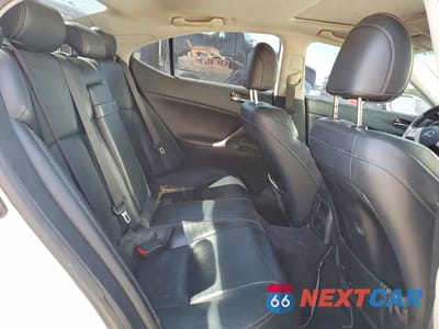 Zdjęcie 10 z 12 samochodu: 2012 LEXUS IS 350 VIN:JTHCE5C21C5002984 - miniatura