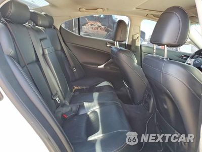 Zdjęcie 10 z 12 samochodu: 2012 LEXUS IS 350 VIN:JTHCE5C21C5002984 - miniatura