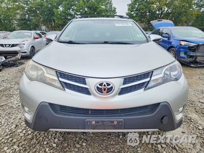 Piąte zdjęcie samochodu w środku: 2014 TOYOTA RAV4 XLE VIN:JTMRFREV7ED050831 - miniatura