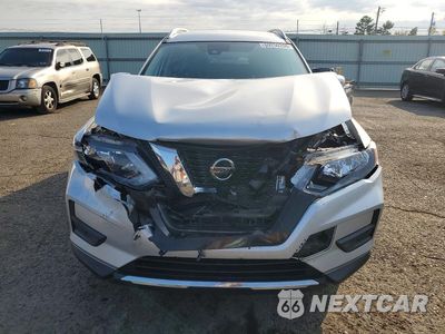 Piąte zdjęcie samochodu w środku: 2020 NISSAN ROGUE SV VIN:JN8AT2MV1LW137354 - miniatura