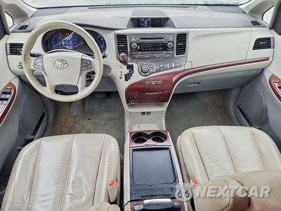 Zdjęcie 8 z 13 samochodu: 2011 TOYOTA SIENNA XLE 7-PASSENGER VIN:5TDDK3DC6BS022957 - miniatura