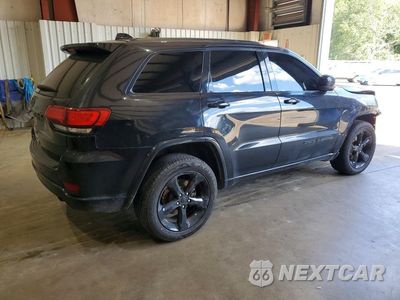 Trzecie zdjęcie samochodu z tyłu: 2018 JEEP GRAND CHEROKEE LAREDO VIN:1C4RJFAG4JC180411 - miniatura