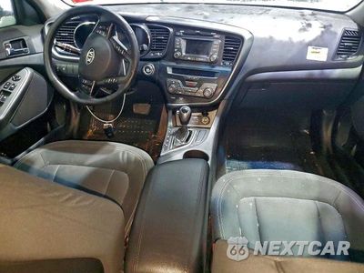 Zdjęcie 8 z 13 samochodu: 2012 KIA OPTIMA HYBRID LX VIN:KNAGM4AD7C5020195 - miniatura
