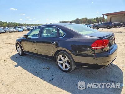 Drugie zdjęcie samochodu z przodu: 2013 VOLKSWAGEN PASSAT SE VIN:1VWBP7A37DC070814 - miniatura