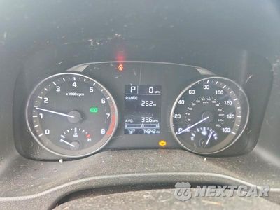 Zdjęcie 9 z 12 samochodu: 2017 HYUNDAI ELANTRA SE VIN:5NPD74LFXHH104823 - miniatura