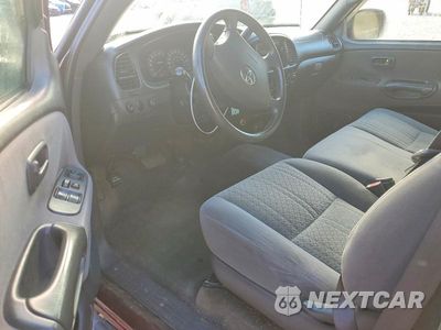 Zdjęcie 8 z 12 samochodu: 2005 TOYOTA TUNDRA ACCESS CAB SR5 VIN:5TBBT44155S469382 - miniatura