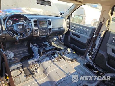 Zdjęcie 8 z 13 samochodu: 2017 RAM 1500 SLT VIN:3C6RR7LT2HG602697 - miniatura