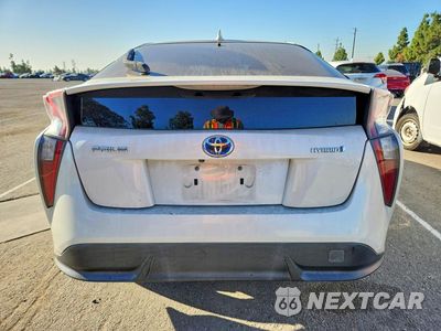 Zdjęcie 6 z 13 samochodu: 2017 TOYOTA PRIUS FOUR TOURING VIN:JTDKARFU1H3033202 - miniatura