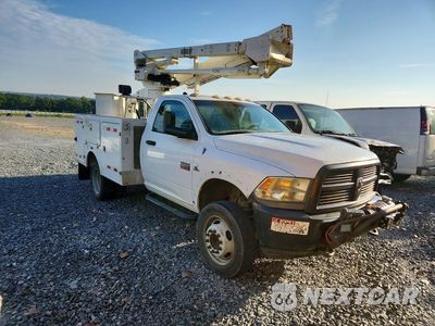 Czwarte zdjęcie samochodu z boku: 2012 DODGE RAM CHASSIS CAB BUCKET TRUCK VIN:3C7WDMAL6CG224519 - miniatura