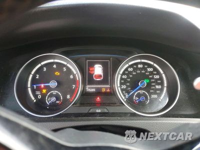 Zdjęcie 9 z 12 samochodu: 2015 VOLKSWAGEN GOLF R VIN:WVWLF7AU0FW168488 - miniatura