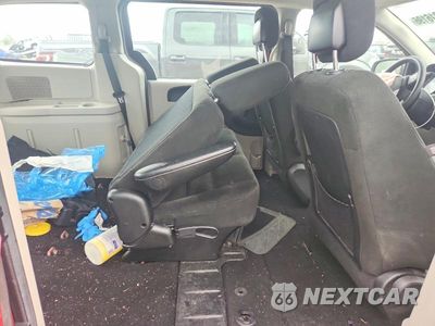 Zdjęcie 10 z 13 samochodu: 2016 DODGE GRAND CARAVAN SE VIN:2C4RDGBG4GR130801 - miniatura