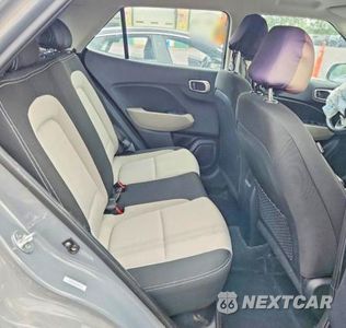 Zdjęcie 10 z 12 samochodu: 2021 HYUNDAI VENUE SEL VIN:KMHRC8A36MU073129 - miniatura