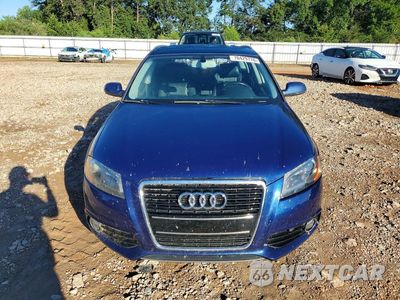Piąte zdjęcie samochodu w środku: 2011 AUDI A3 PREMIUM PLUS VIN:WAUKJBFM5BA149543 - miniatura