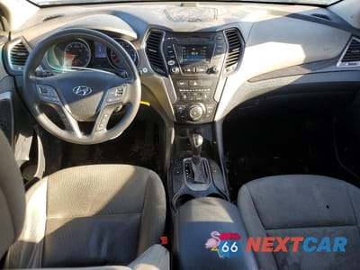 Zdjęcie 8 z 12 samochodu: 2015 HYUNDAI SANTA FE GL VIN:KM8SMDHFXFU126635 - miniatura