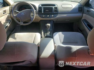 Zdjęcie 8 z 12 samochodu: 2006 TOYOTA CAMRY LE VIN:4T1BE32K46U650845 - miniatura