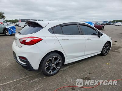 Trzecie zdjęcie samochodu z tyłu: 2019 CHEVROLET CRUZE LT VIN:3G1BE6SM7KS562690 - miniatura