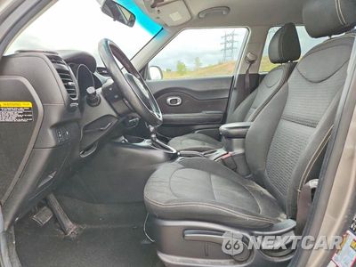 Zdjęcie 7 z 13 samochodu: 2016 KIA SOUL + VIN:KNDJP3A55G7372706 - miniatura